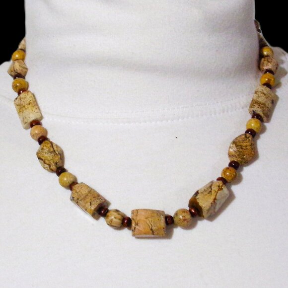 Brown and beige agate stone necklace mixed with small wood beads New - Picture 7 of 11